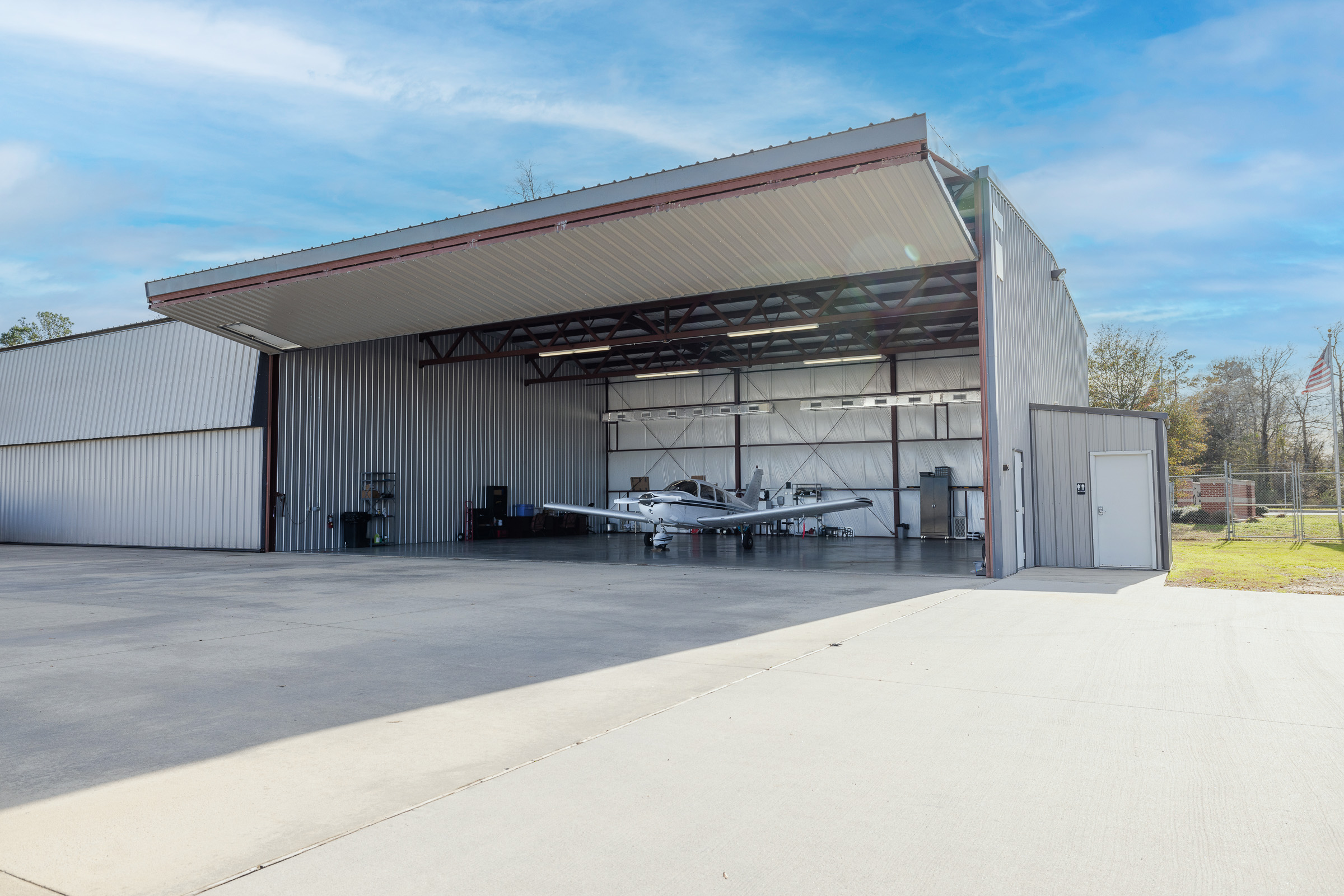 2023.02.03-06.49-cxohangar-63dd574350dcd