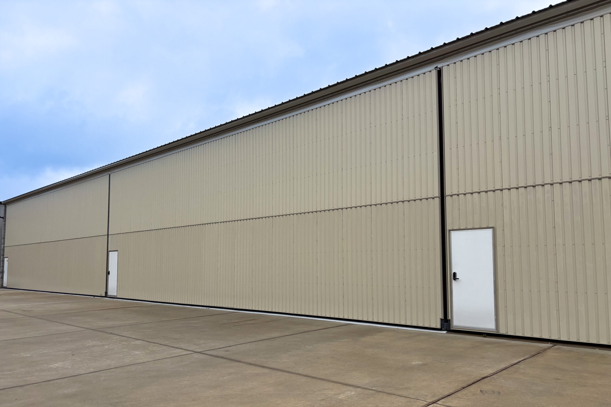 2025.02.03-05.11-cxohangar-67a0f8b2db7d1